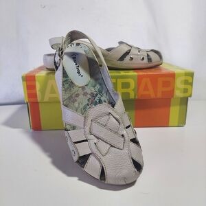 Bare trap comfortable sling back shoe size 8m